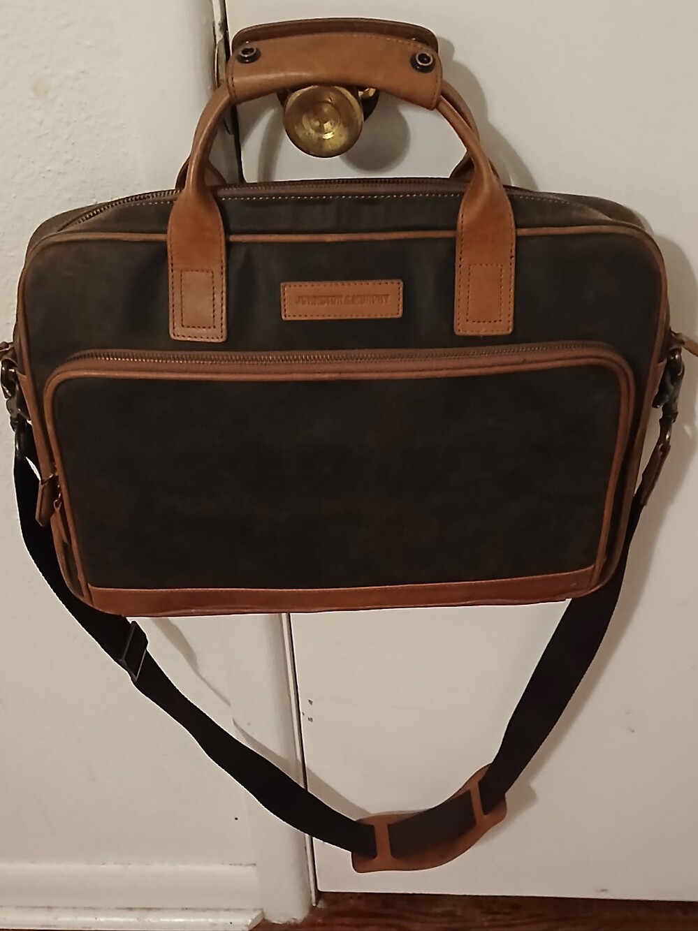 Johnston & Murphy Briefcase / Lap Top Bag